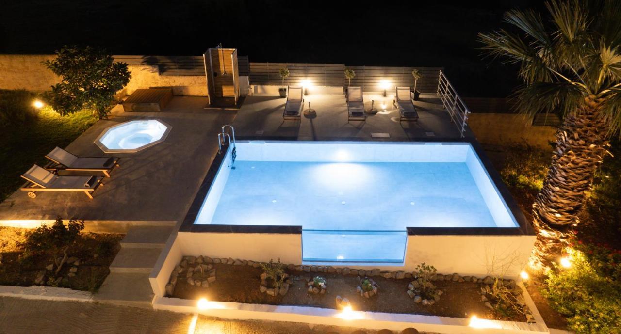Queen'S Gem Luxury Villa - Heated Jacuzzi & Pool Hersonissos  Dış mekan fotoğraf